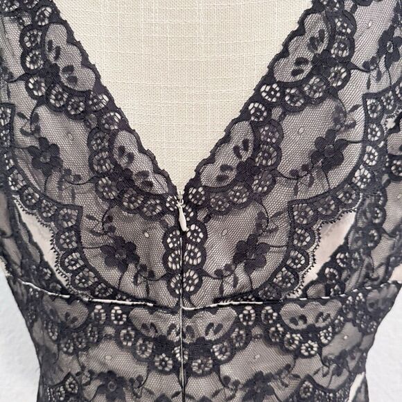 Adrianna Papell Black Tiered Layered Sheath Dress Lace Overlay Cocktail Size 14 - Picture 7 of 12